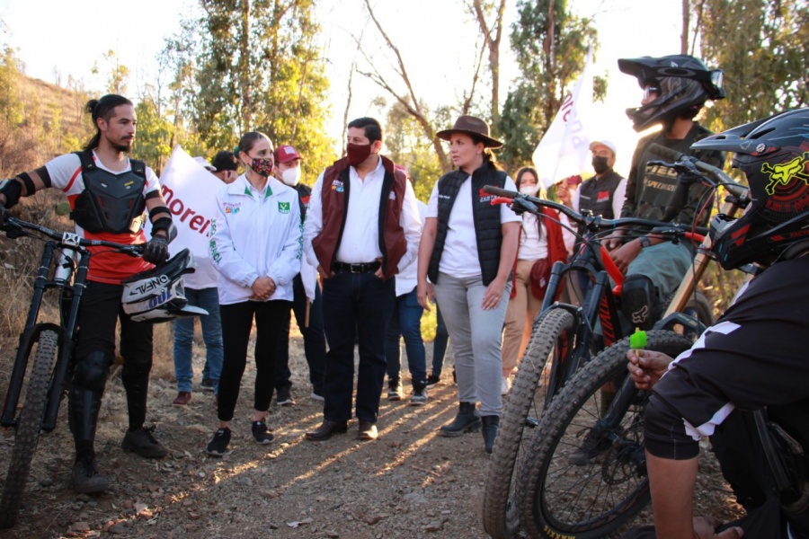 Respaldan deportistas extremos proyecto de Gaby Pinedo