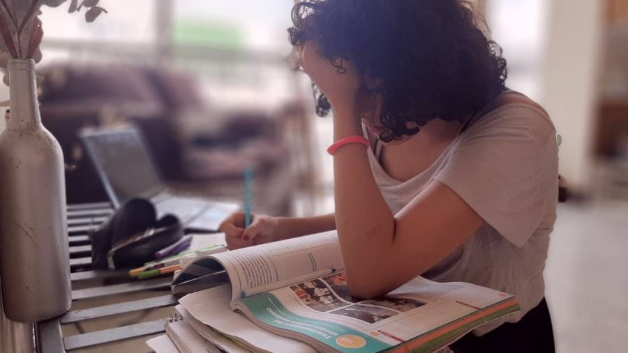 Decepci&oacute;n y desinter&eacute;s provoc&oacute; Covid entre estudiantes