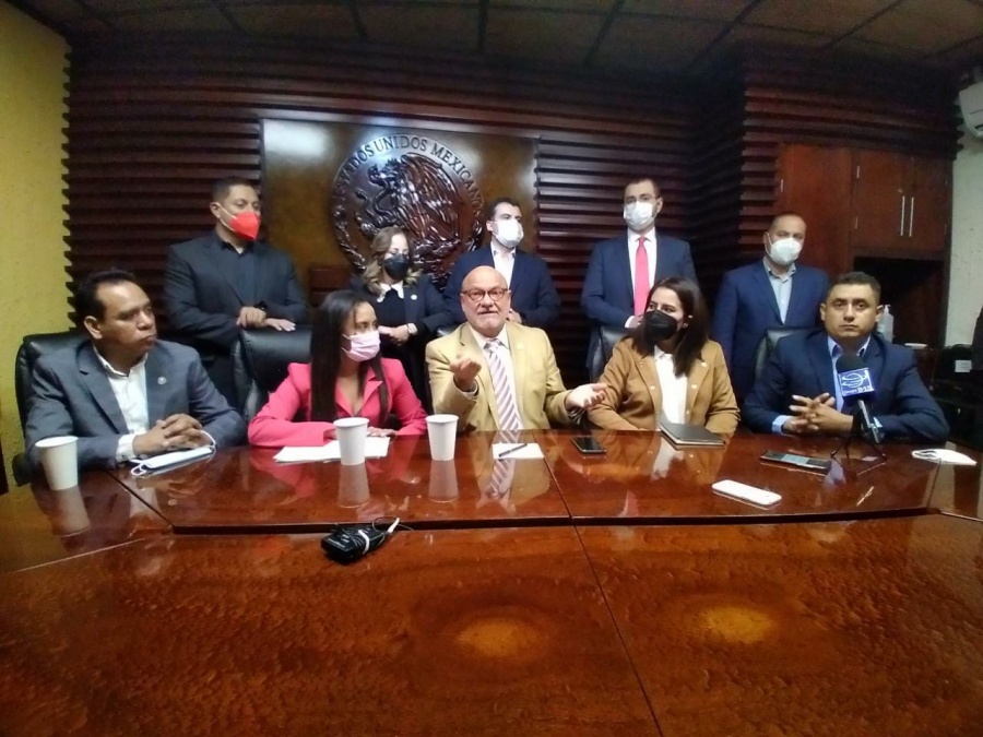 Exigen comparecencia inmediata de titular de Finanzas