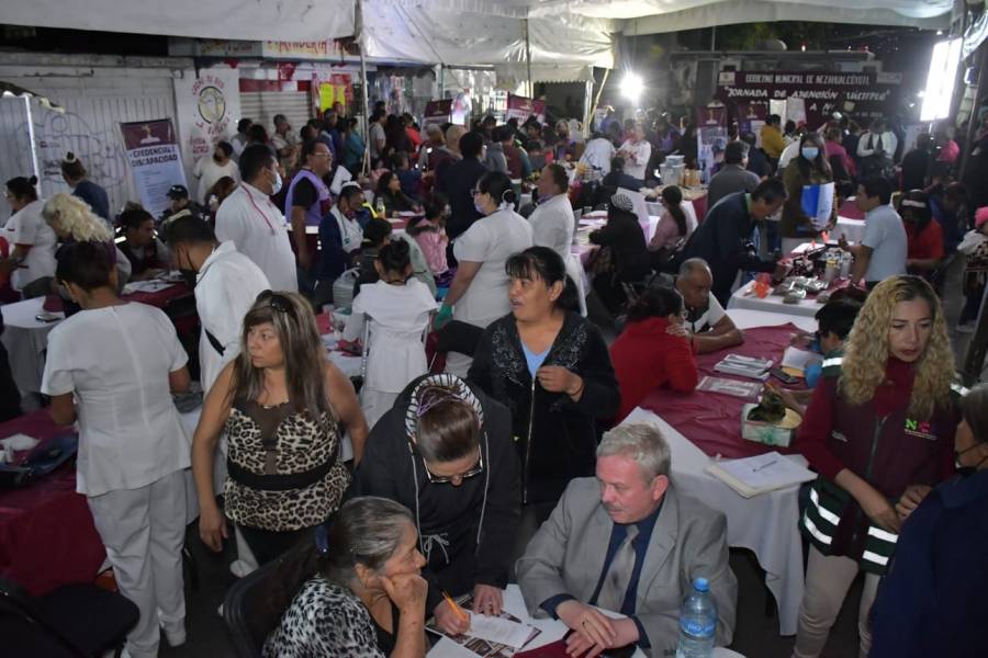 Inician con afluencia audiencias p&uacute;blicas ciudadanas nocturnas en Neza