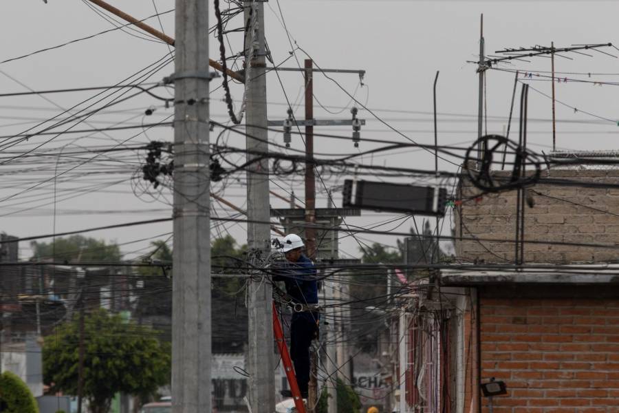 Masivo corte de energ&iacute;a el&eacute;ctrica en varias provincias de Argentina