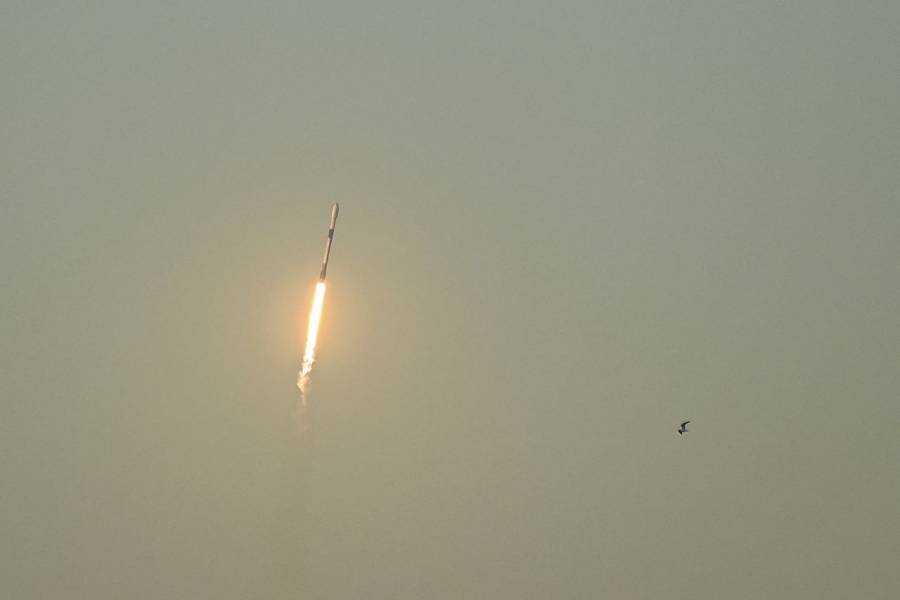 Lanzamiento chino de sat&eacute;lite provoca ca&iacute;da de restos cerca de Taiw&aacute;n