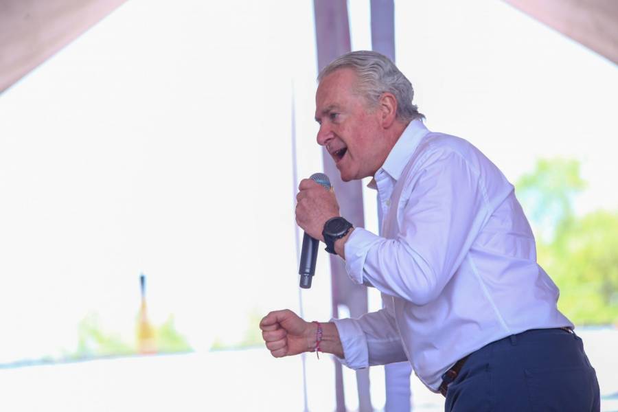 Oposici&oacute;n celebra ca&iacute;da de primera parte del Plan B; anticipan mismo destino para la segunda