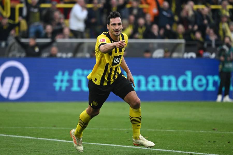 Hummels renueva con el Borussia Dortmund hasta junio de 2024
