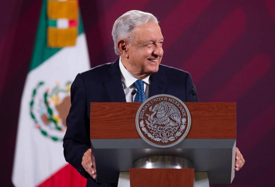 Reuni&oacute;n con corcholatas y otros morenistas, fue para promover la unidad: AMLO