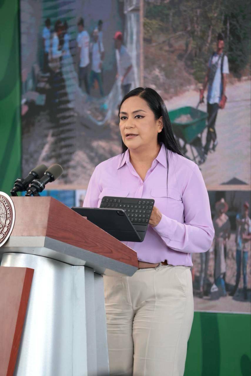 Gobierno destina 15 mmdp en apoyos a afectados por hurac&aacute;n