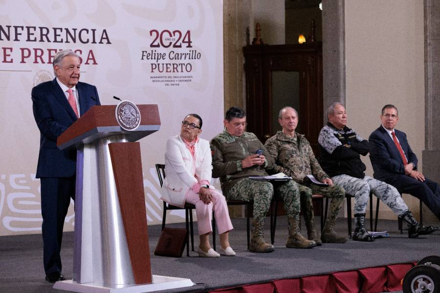 “No habr&aacute; ning&uacute;n problema en relevo presidencial, ning&uacute;n despe&ntilde;adero; veo un futuro promisorio”, reitera AMLO