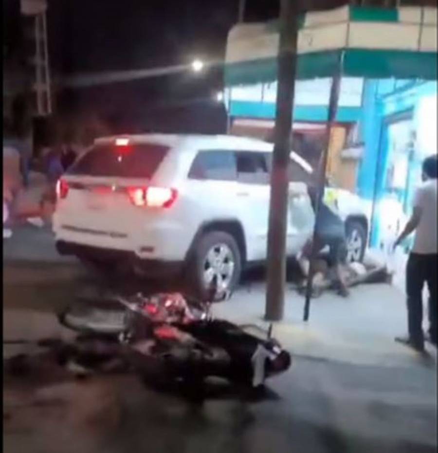 Un conductor arrolla deliberadamente a dos personas en Héroes Sexta Sección, Tecámac
