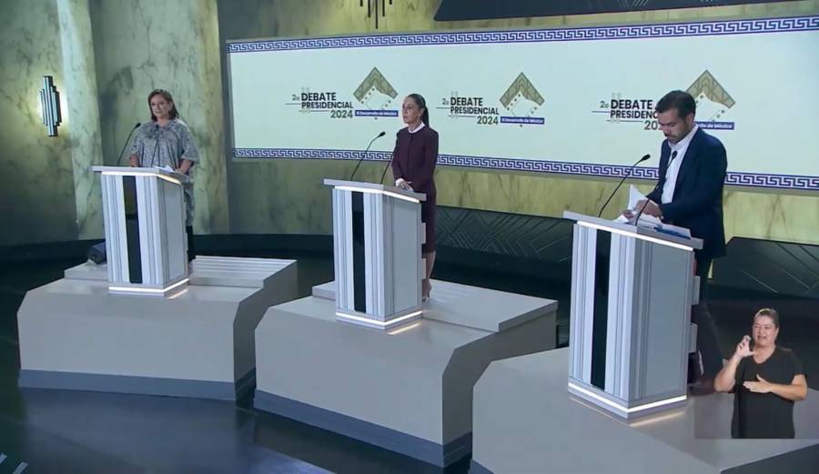 Programas sociales se quedan, asegura Xóchitl Gálvez