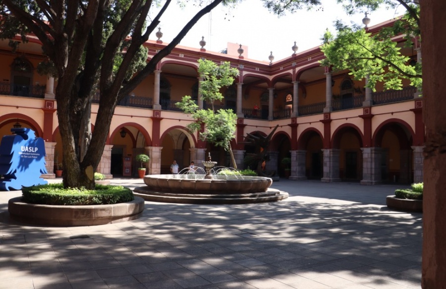 UASLP mantiene deserci&oacute;n escolar de casi 4 por ciento