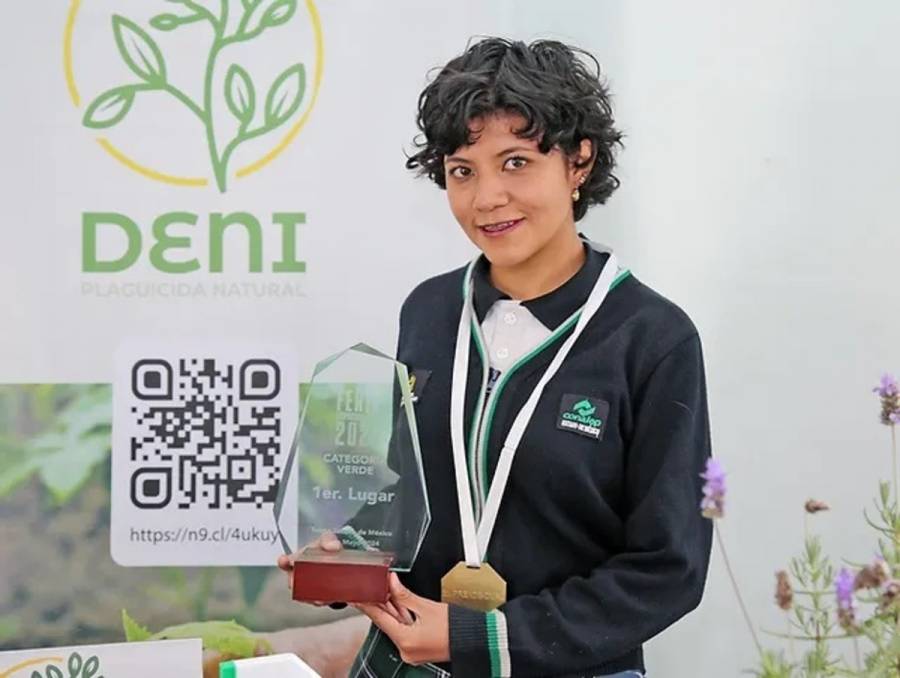 Estudiante de Edomex desarrolla insecticida ecol&oacute;gico a base de plantas medicinales