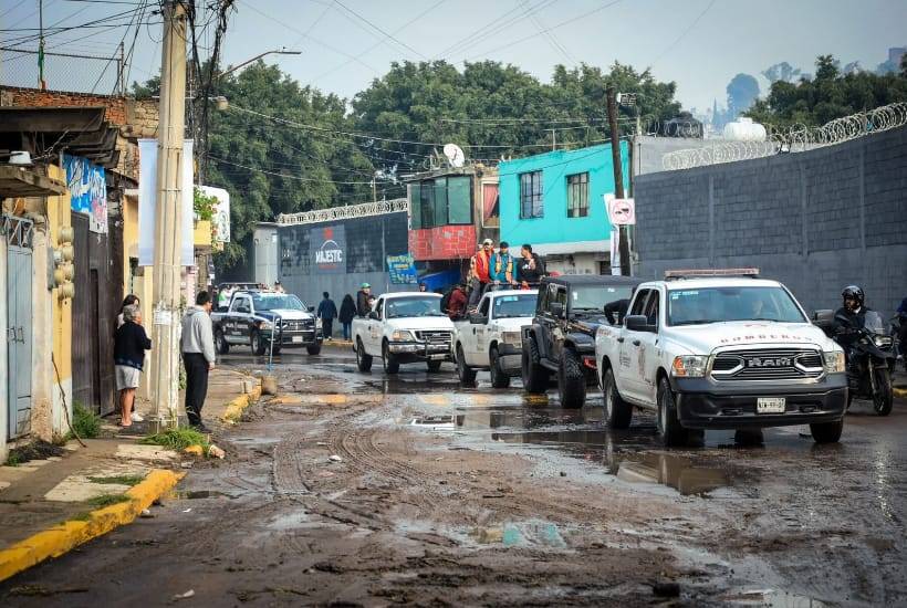 Tras inundaciones levantan censo de da&ntilde;os en Tlalnepantla