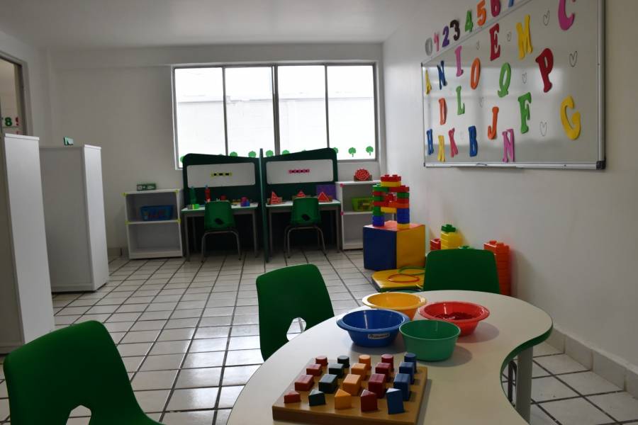 Inauguran en Neza centro de atenci&oacute;n para personas con autismo