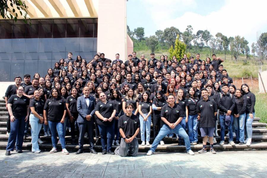 Cumbre agroalimentaria en Edomex conecta a estudiantes con el sector productivo