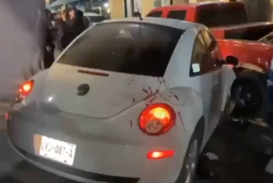 Seis personas fueron atropelladas y varios puestos destruidos por conductor ebrio en Tepotzotl&aacute;n