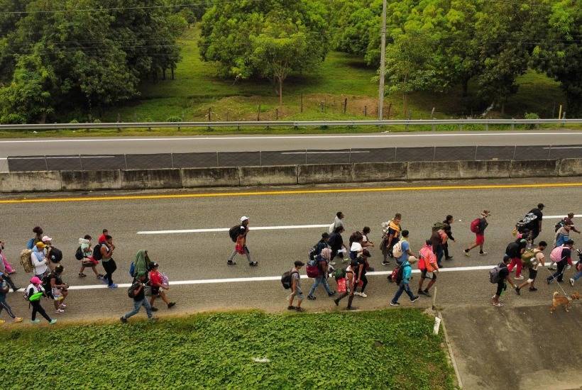 Rescatan a 90 migrantes en el Edomex; detienen a tres presuntos responsables