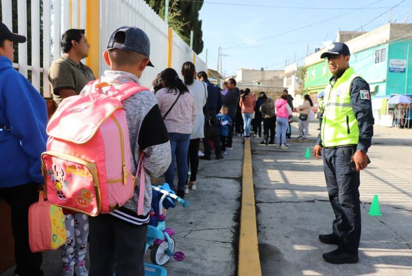 Listo operativo de seguridad para el regreso a clases en Edomex