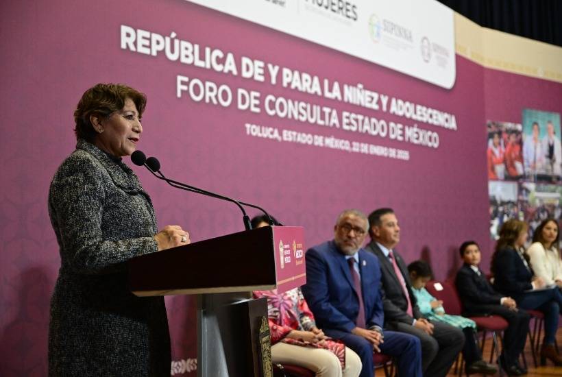 Delfina Gómez preside foro de consulta a niñas, niños y adolescentes