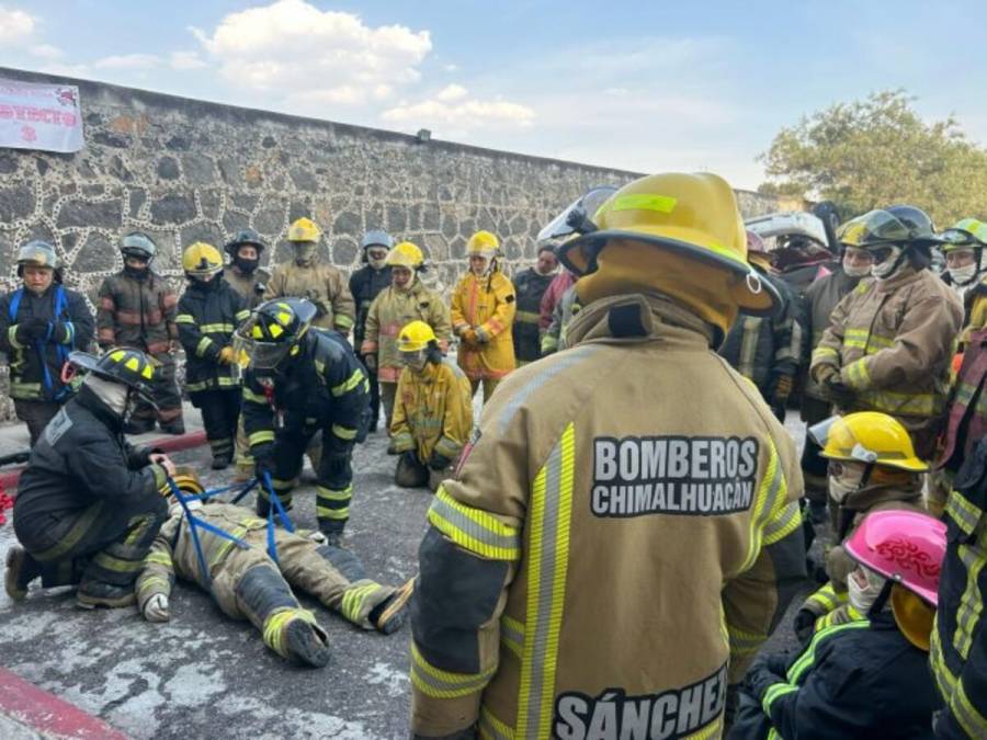 Capacita Protección Civil Edomex a mujeres paramédicas y bomberas de Argentina y México