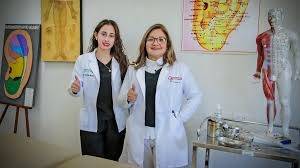 Estado de México otorga becas a 260 mujeres para estudiar en el extranjero