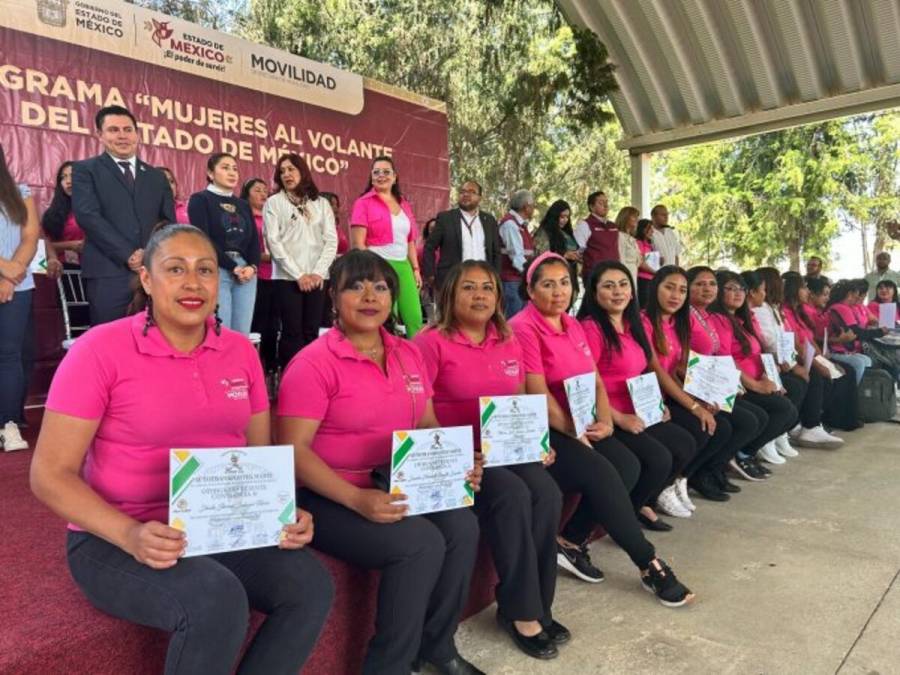 “Mujeres al Volante” y “Transporte Rosa”, programas exitosos que rompen estereotipos en el Edomex