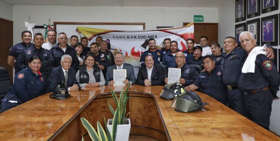 Secretaría del Trabajo reconoce al Sindicato de Bomberos, Paramédicos y Rescatistas, “marca un hito histórico de justicia laboral”: Norberto Morales Poblete