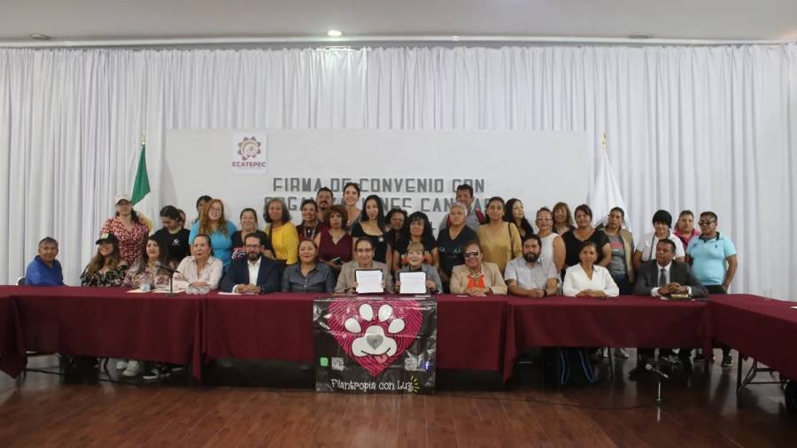 Firman convenio para proteger a animales en situación de calle en Ecatepec
