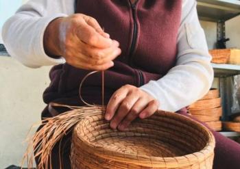 Semillas, tallos, hojas y frutos dan vida a las artesanías del Edomex