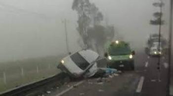 Lluvia y neblina provocan múltiples accidentes en el valle de Toluca