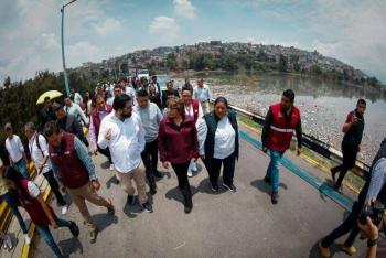 Supervisan el alcalde Isaac Montoya y la gobernadora Delfina Gómez trabajos preventivos de desfogue y desazolve en la presa los cuartos
