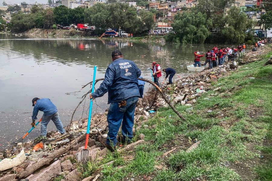 EdoMéx limpia en tiempo récord Presa Los Cuartos; refuerza prevención con brigadistas, monitoreo permanente y maquinaria especializada