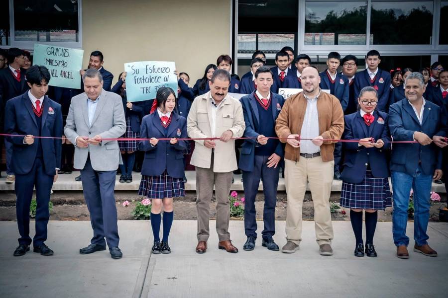 Invierte GEM más de 6.9 mdp en obras y equipamiento para Telebachillerato de Calixtlahuaca en Toluca