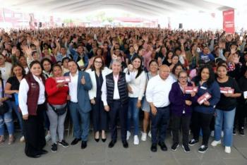 Respalda GEM a 2 mil mexiquenses con tarjetas “Mujeres con Bienestar,” educación, asistencia legal y servicios de salud