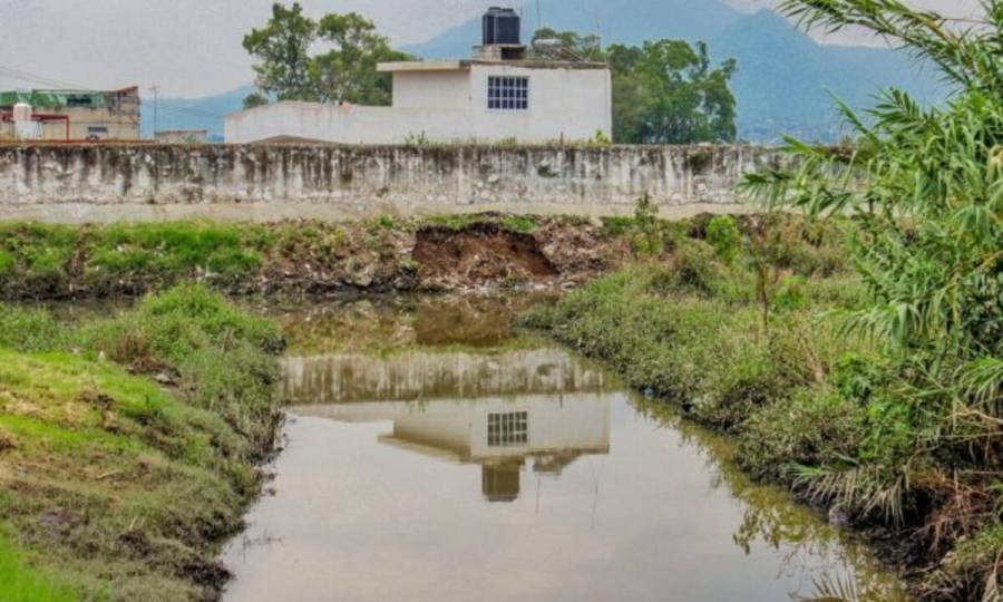 Delfina Gómez supervisa limpieza en Presa El Ángulo; van 75 toneladas retiradas