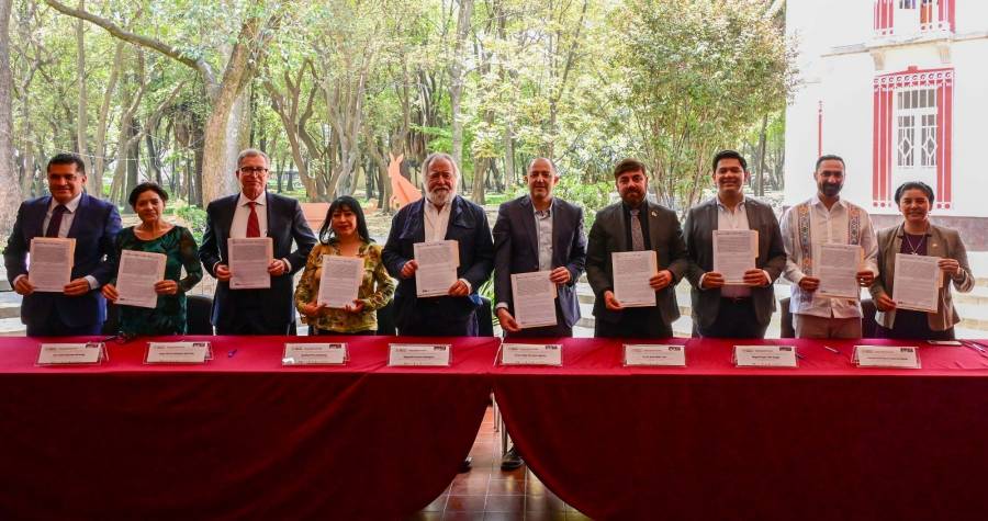 Edoméx refuerza alianza con constructores para desarrollo urbano sostenible