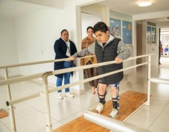 Con inversión de 14 mdp, entrega GEM prótesis y sillas de ruedas a personas con discapacidad