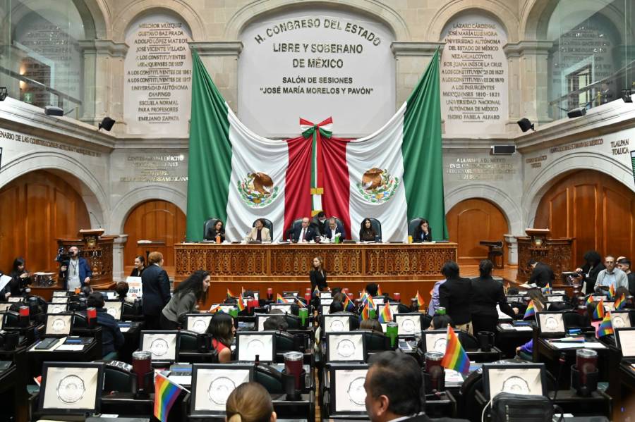 Respaldan en Congreso lucha de comunidad de la diversidad sexogenérica