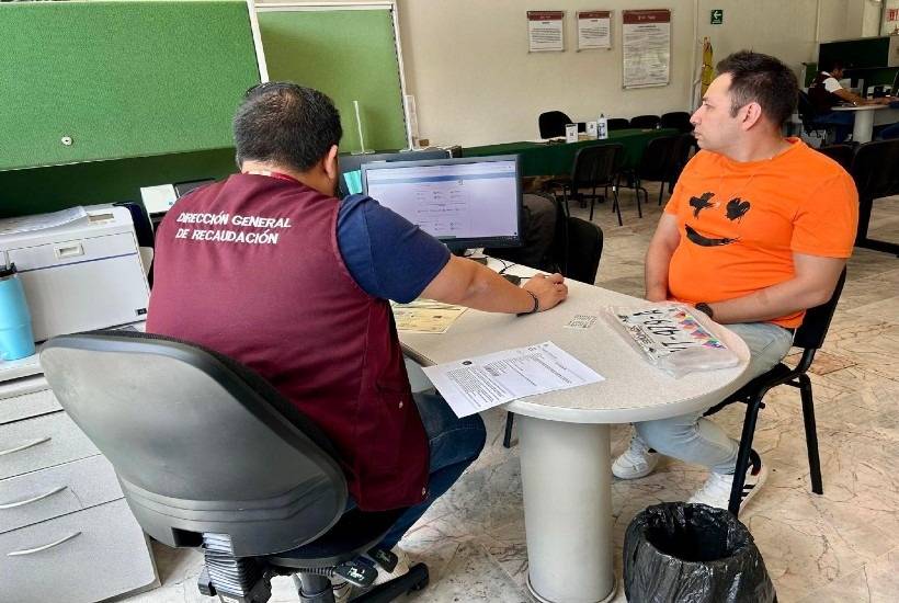 Reemplacamiento 2025 hasta agosto en Edomex, con condonación de multas y descuento en tenencia
