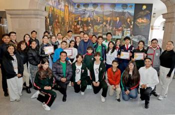 Proyecta GEM a estudiantes mexiquenses que representarán a México en el extranjero con becas académicas