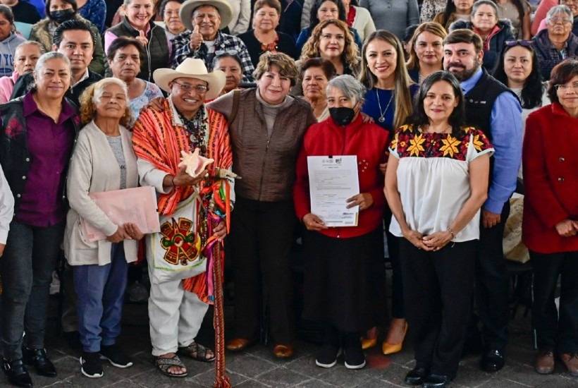 Delfina G&oacute;mez entrega 500 certificados agrarios en beneficio de mujeres de 49 municipios