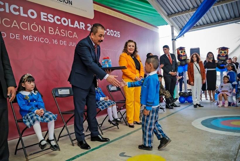Edomex cierra ciclo escolar 2024-2025 con la matr&iacute;cula m&aacute;s grande del pa&iacute;s: 4.3 millones de estudiantes