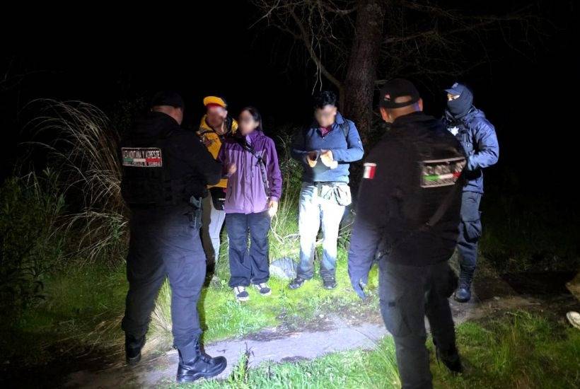 Rescatan a tres senderistas extraviados en el Iztaccihuatl