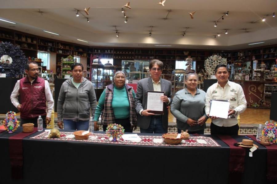 Promueve Gobierno del EdoM&eacute;x artesan&iacute;as sustentable con alianza estrat&eacute;gica